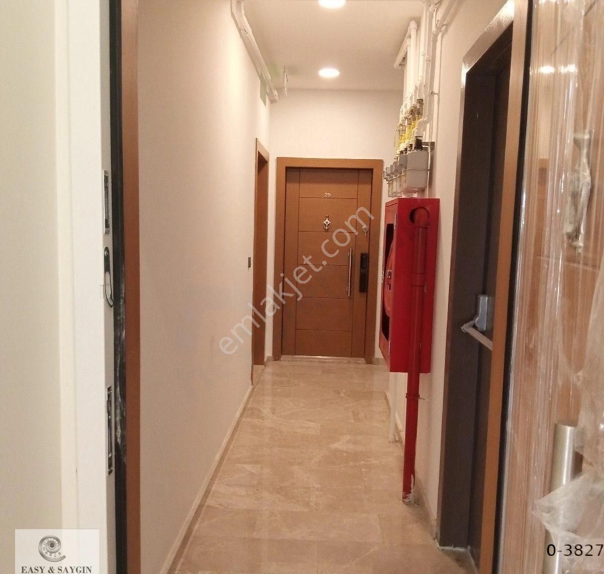 Dikilitas Ana Cadde Üzerinde Kapali Otoparkli Kapali Mutfak Tum Cepheleri Acik 2+1 - Görsel 14