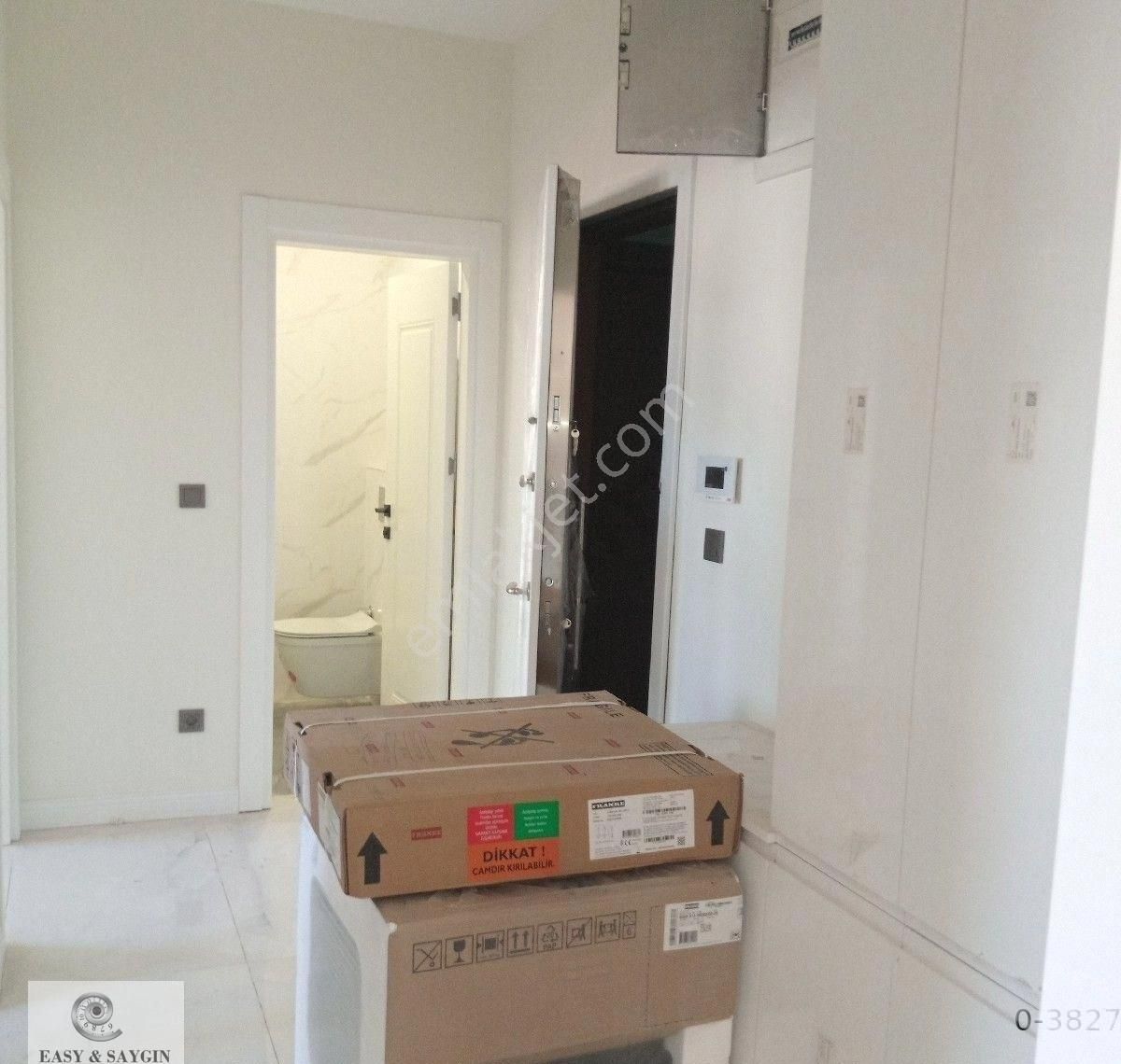 Dikilitas Ana Cadde Üzerinde Kapali Otoparkli Kapali Mutfak Tum Cepheleri Acik 2+1 - Görsel 6