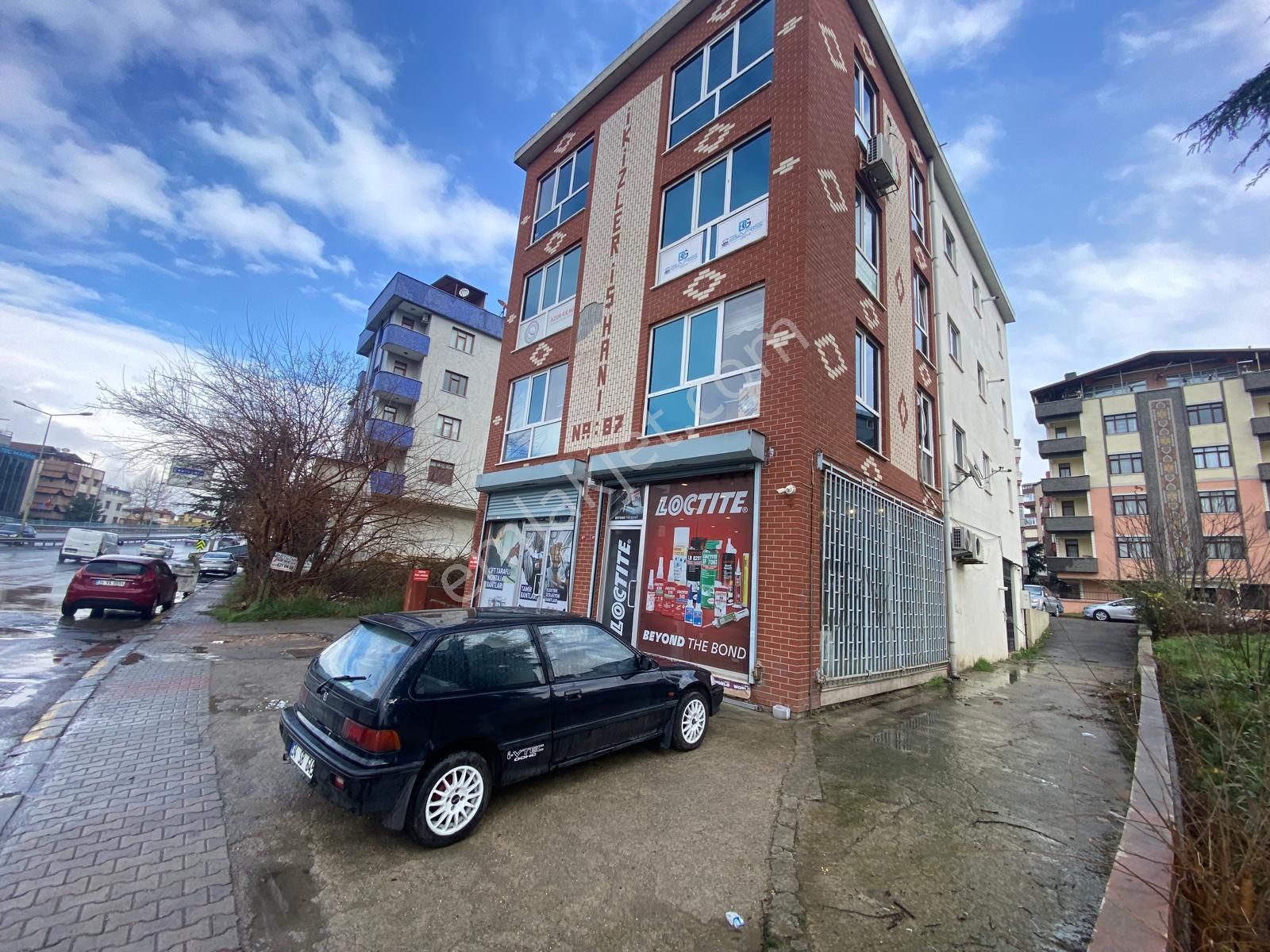 Güzelyalı Sahil Yolunda Araç Girebilen Çift Katlı Kiralık Dükkan - Görsel 20