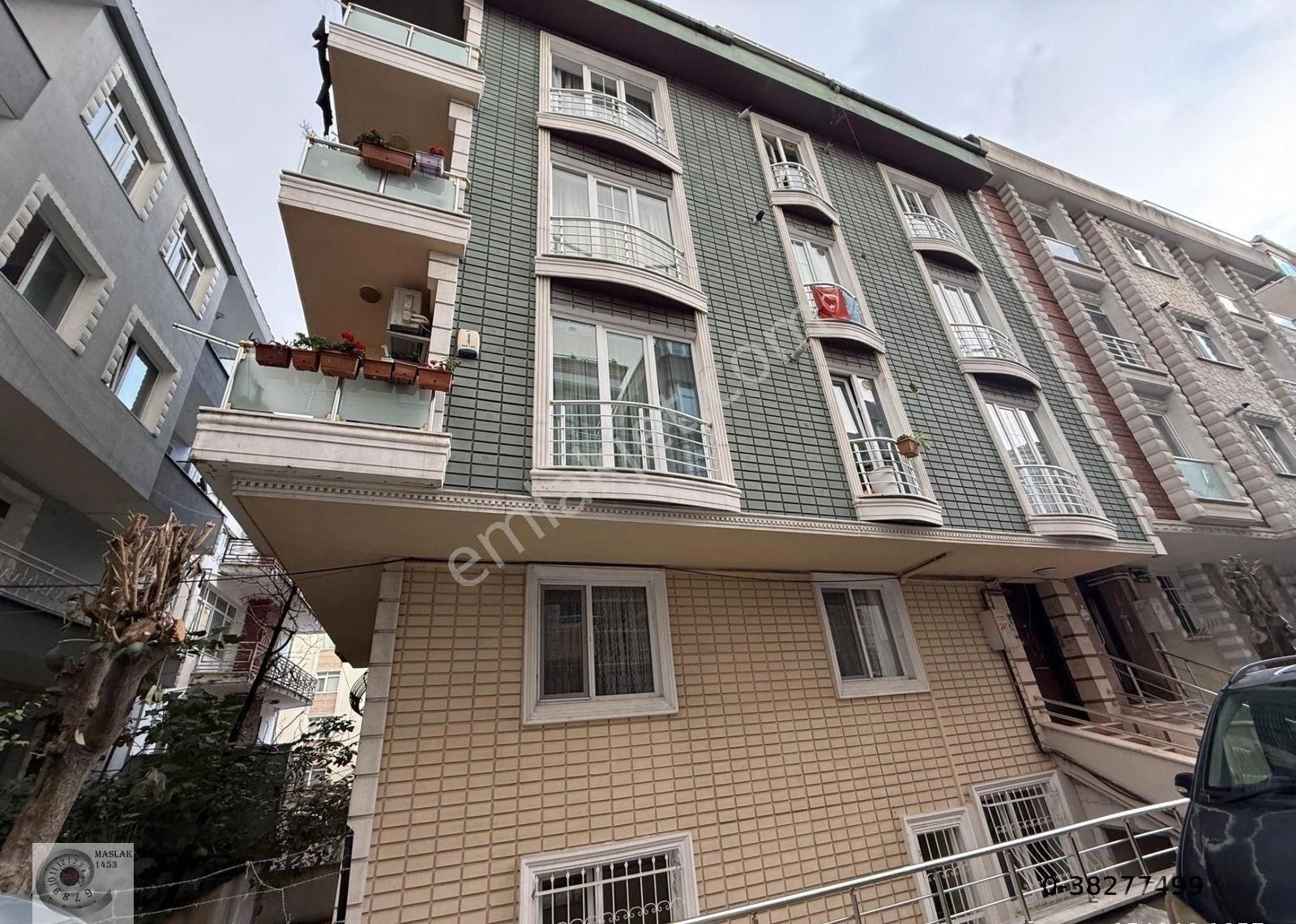 Avcılar Gümüşpala Da Satılık Bahçe Katı 2+1 Köşe Satılık 3 Cepheli Daire