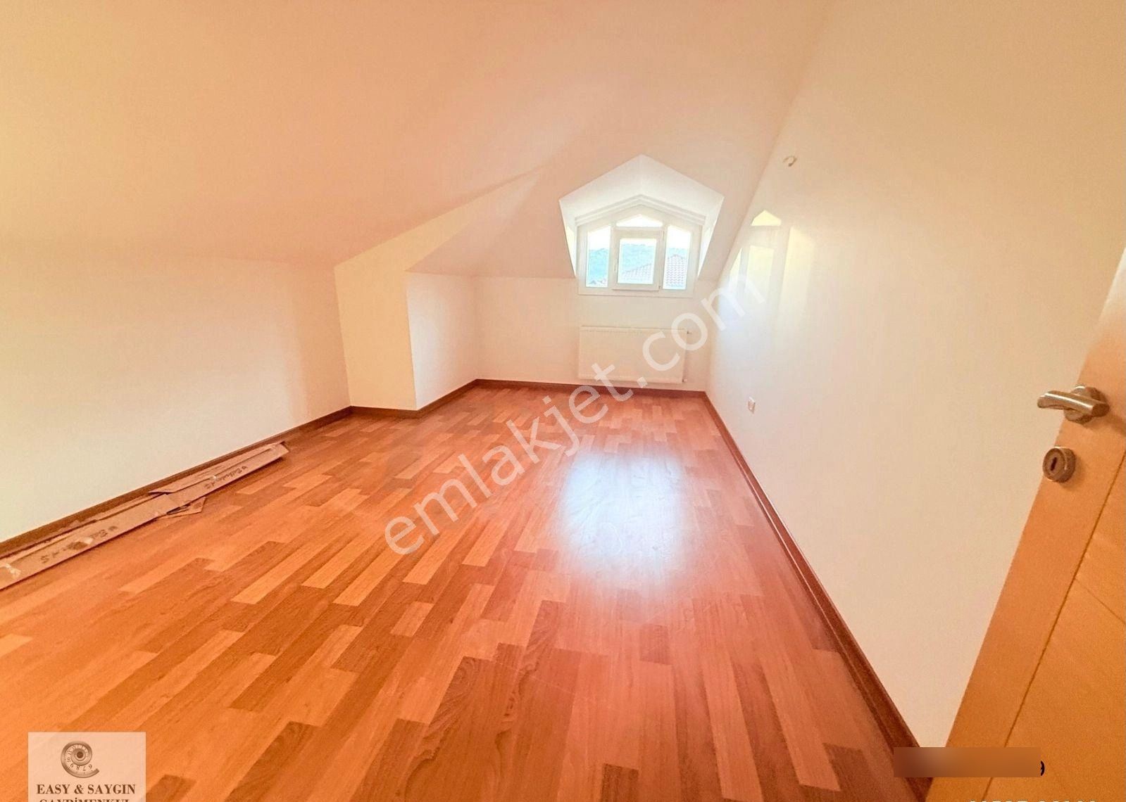 Sarıyerde Tünele 3 Dk Villa Tadında Çatı Dublex Sitede Havuzlu Ufku Açık Büyük Daire Teraslı Boş - Görsel 17