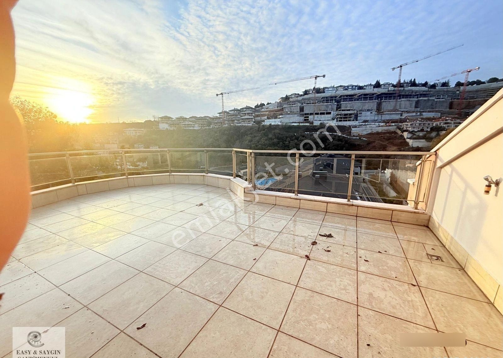 Sarıyerde Tünele 3 Dk Villa Tadında Çatı Dublex Sitede Havuzlu Ufku Açık Büyük Daire Teraslı Boş - Görsel 23