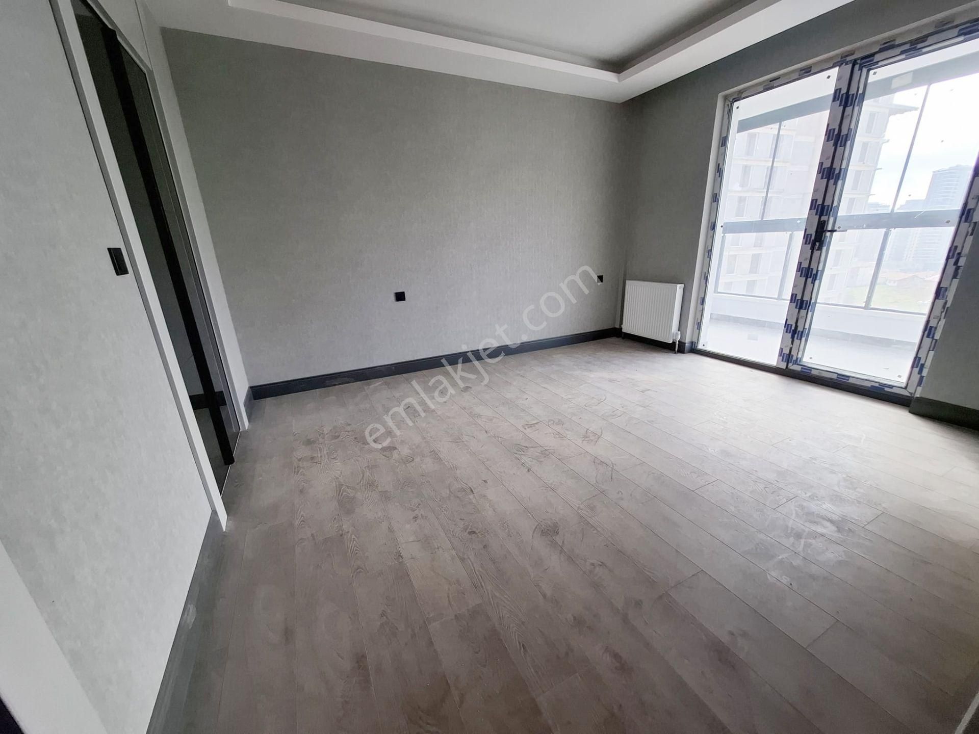 Ovacık'ta Oturuma Hazır Cadde Üzerinde 4.5+1 Lüx Yapılı - Görsel 26