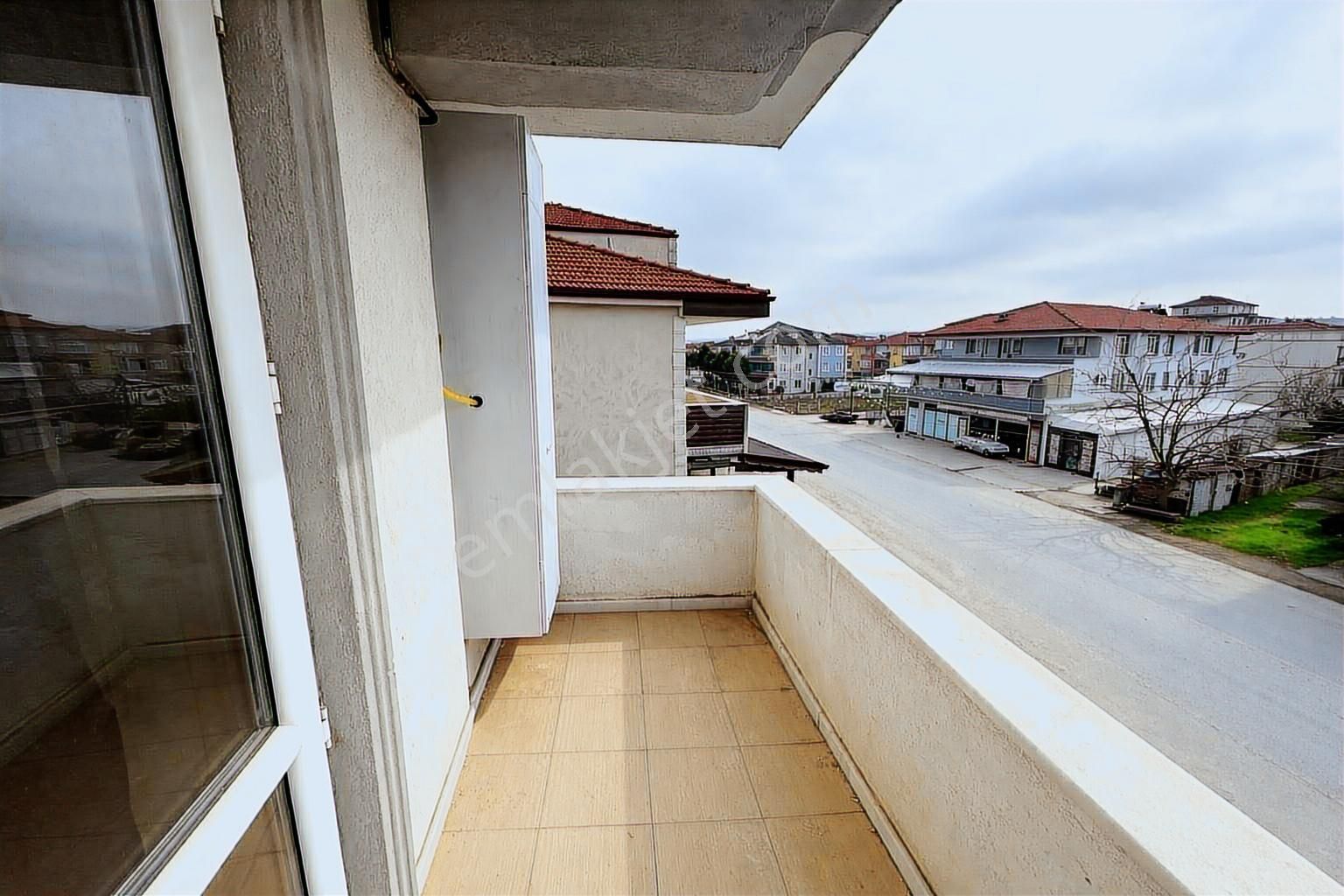 Karasu Yalı Merkezi Konumda 2+1 Full Eşyalı Kiralık Daire - Görsel 3
