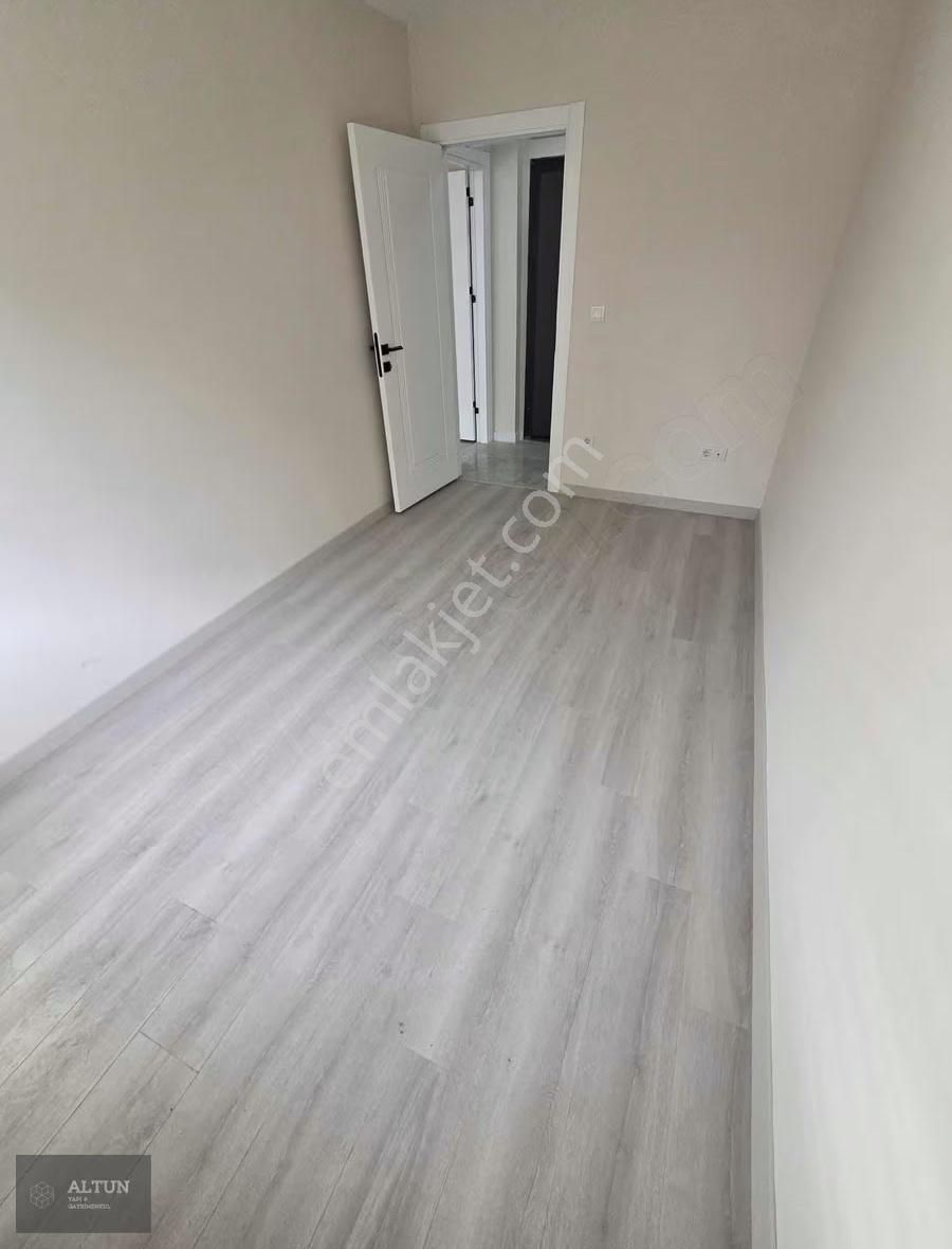 Avcılar Denizköşkler 'de Sıfır, Deniz Manzaralı, Otoparklı 4+2 - Görsel 35