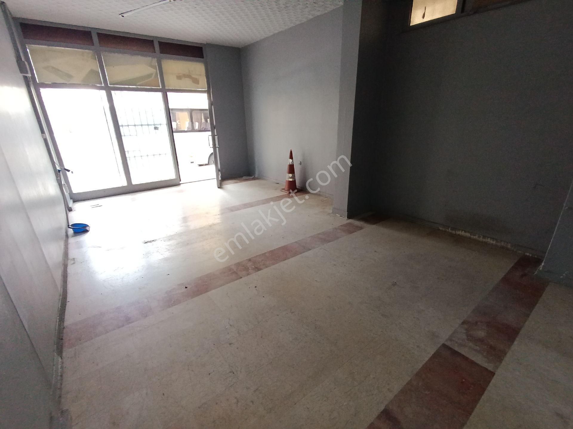 Pendik Güzelyalı E-5 Altında Anacaddeye 1 Parsel Kiralık 160m2 Düz Dükkan - Görsel 17