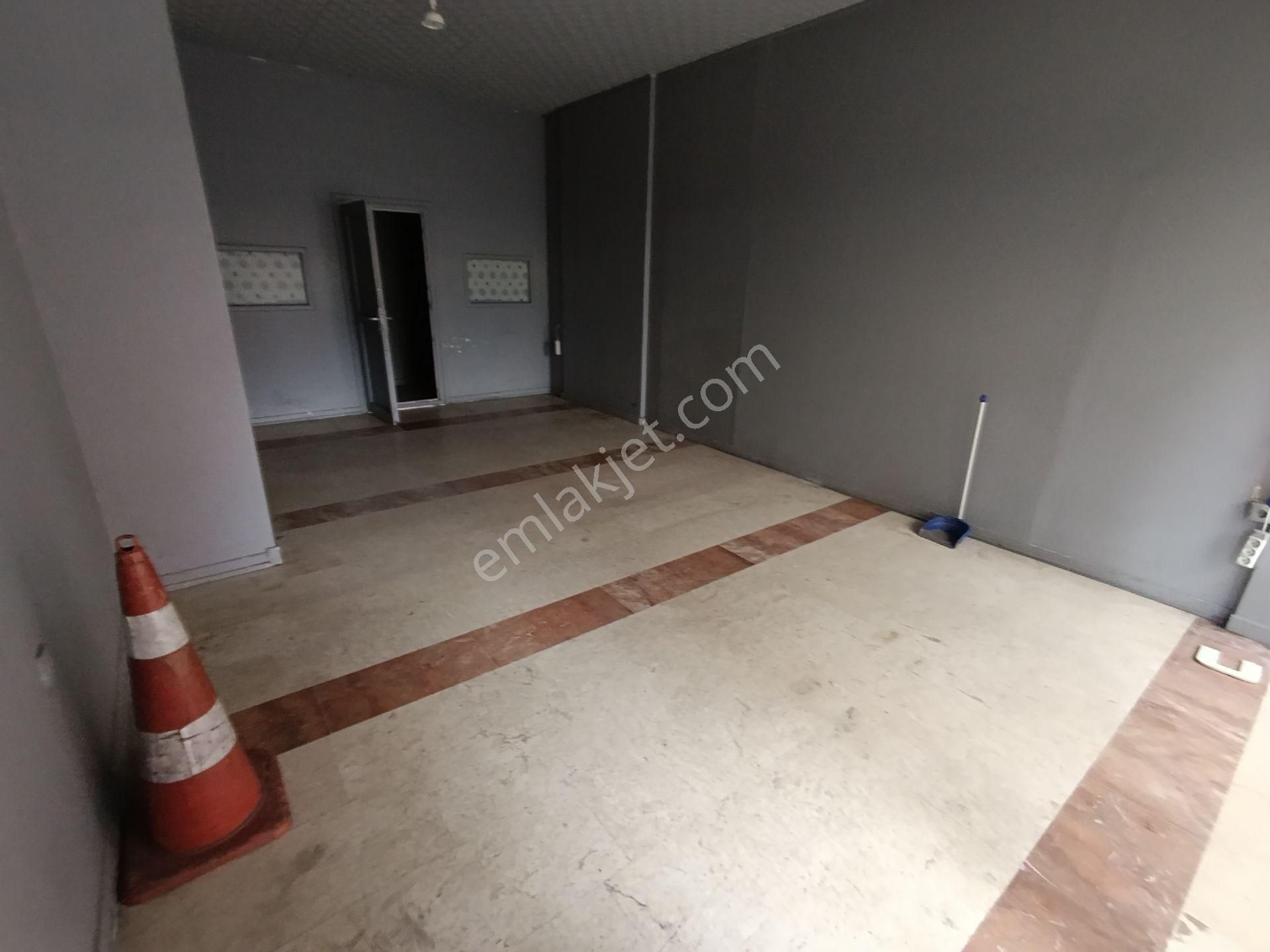 Pendik Güzelyalı E-5 Altında Anacaddeye 1 Parsel Kiralık 160m2 Düz Dükkan - Görsel 10