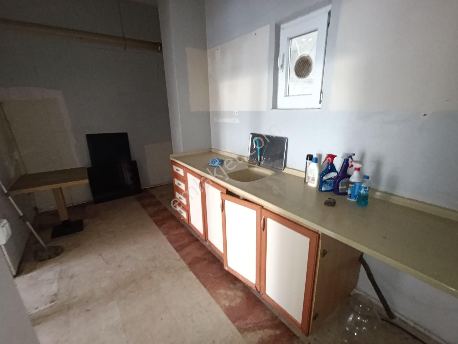 Pendik Güzelyalı E-5 Altında Anacaddeye 1 Parsel Kiralık 160m2 Düz Dükkan - Görsel 28
