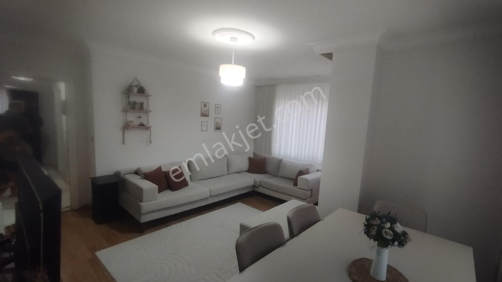 Çekmeköy Aydınlar Mahallesinde 2+1 Asansörlü Daire - Görsel 8