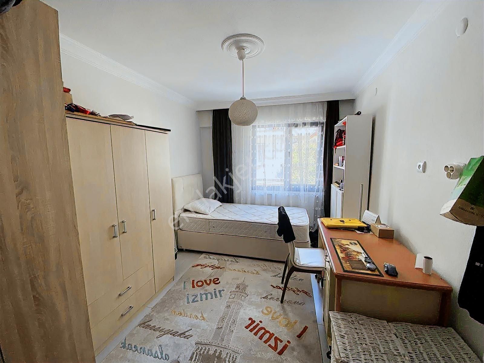 Balçovada Hastane Yakınında 3+1 Satılık Daire - Görsel 3