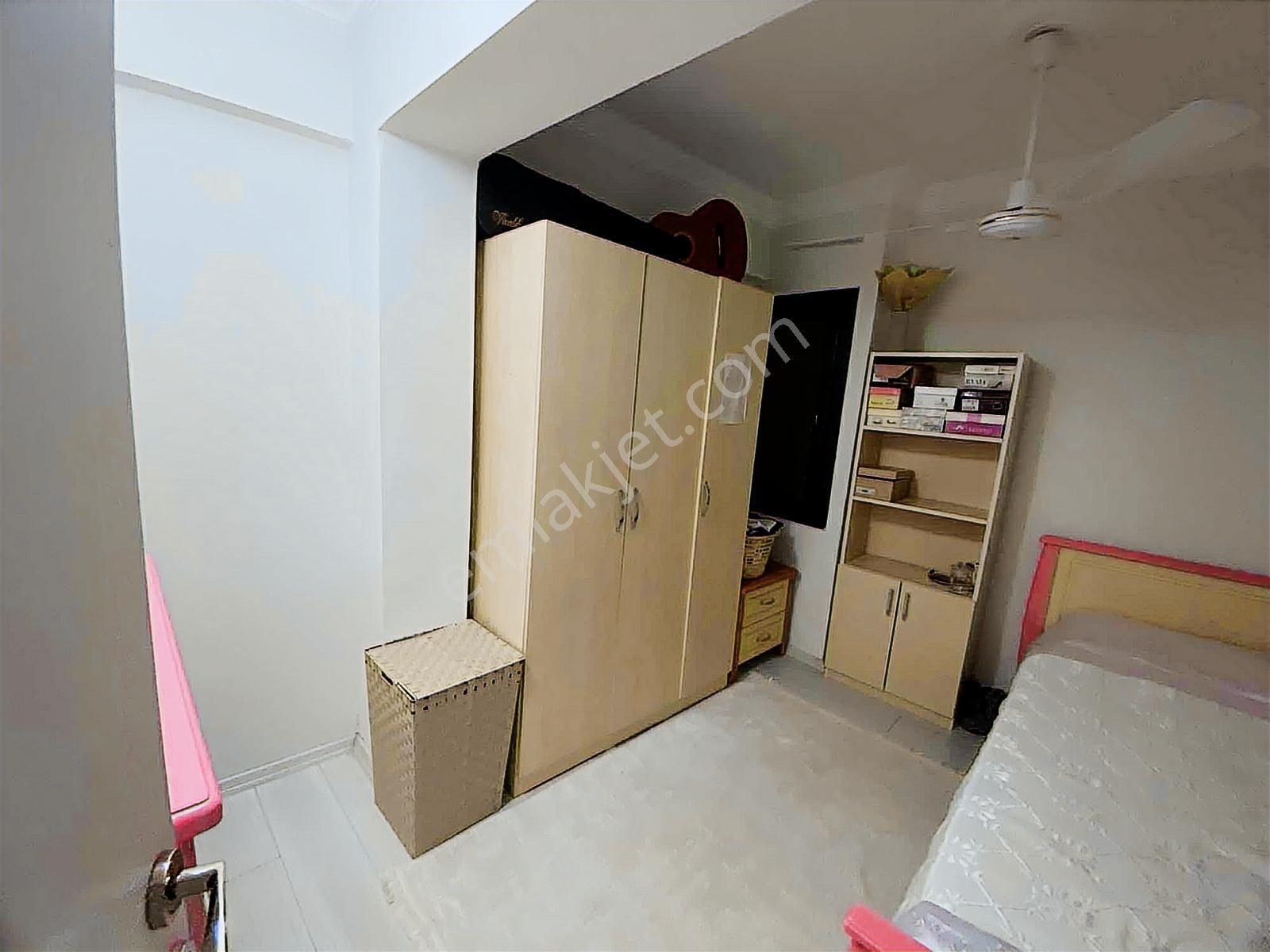 Balçovada Hastane Yakınında 3+1 Satılık Daire - Görsel 9