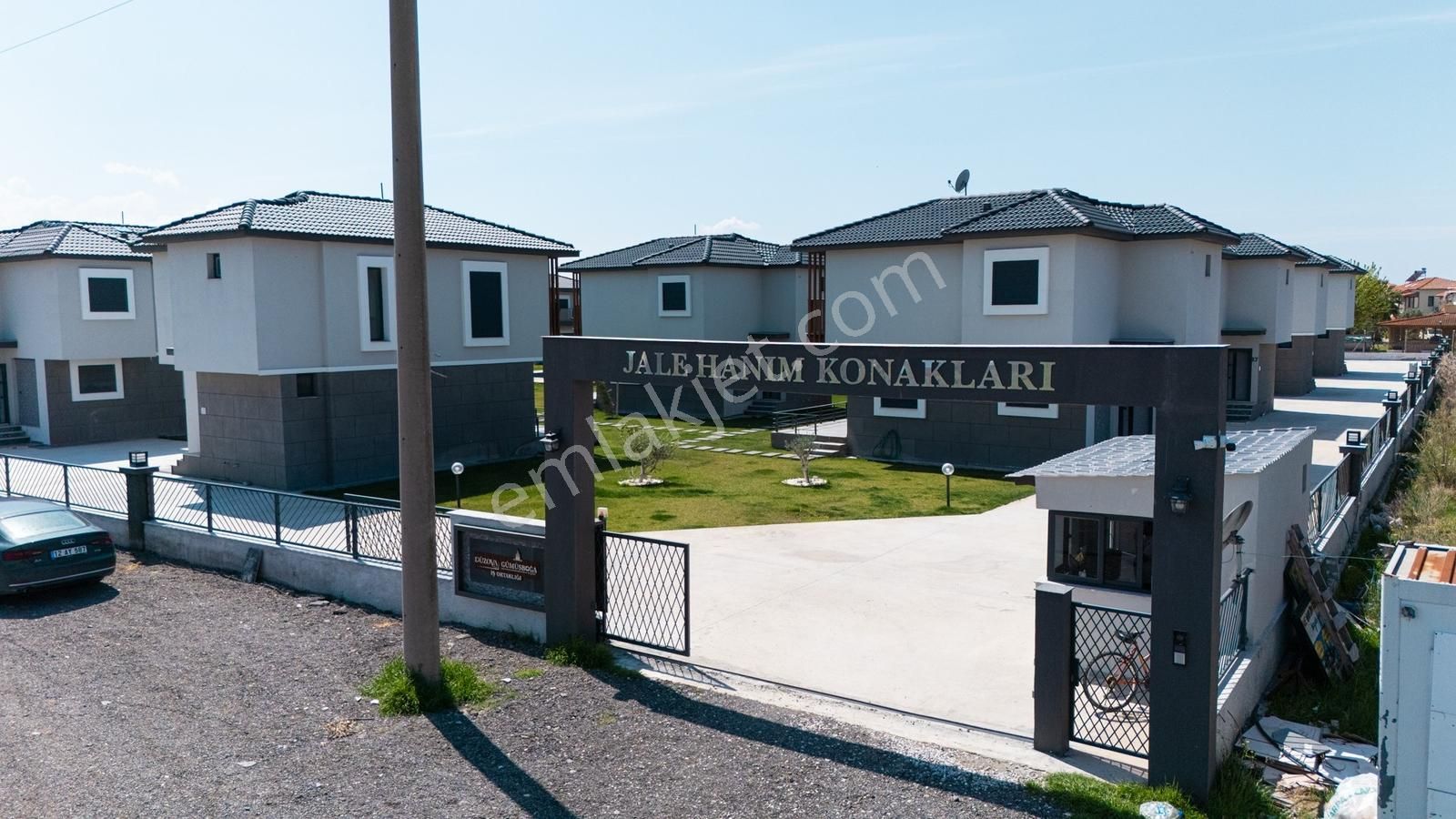 Çandarlı'da Denize Yakın , Site İçi , Havuzlu , Otoparklı Villa - Görsel 23