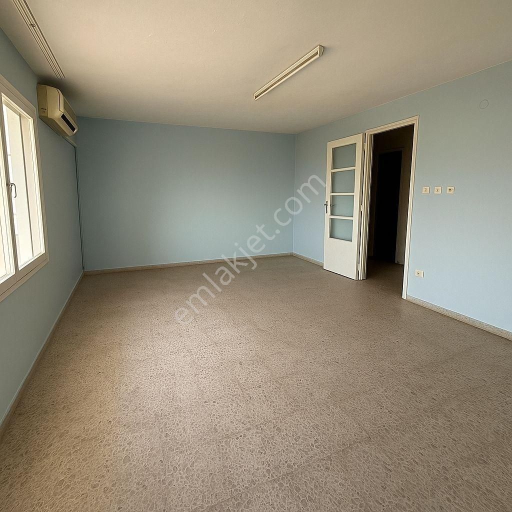 Urla Çamlıçay Mahallesinde 2+1 Daire - Görsel 7