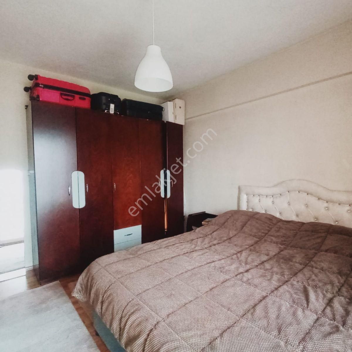 Bayraklı Soğukkuyu'da Lüks Geniş 3,5+1 Daire - Görsel 11