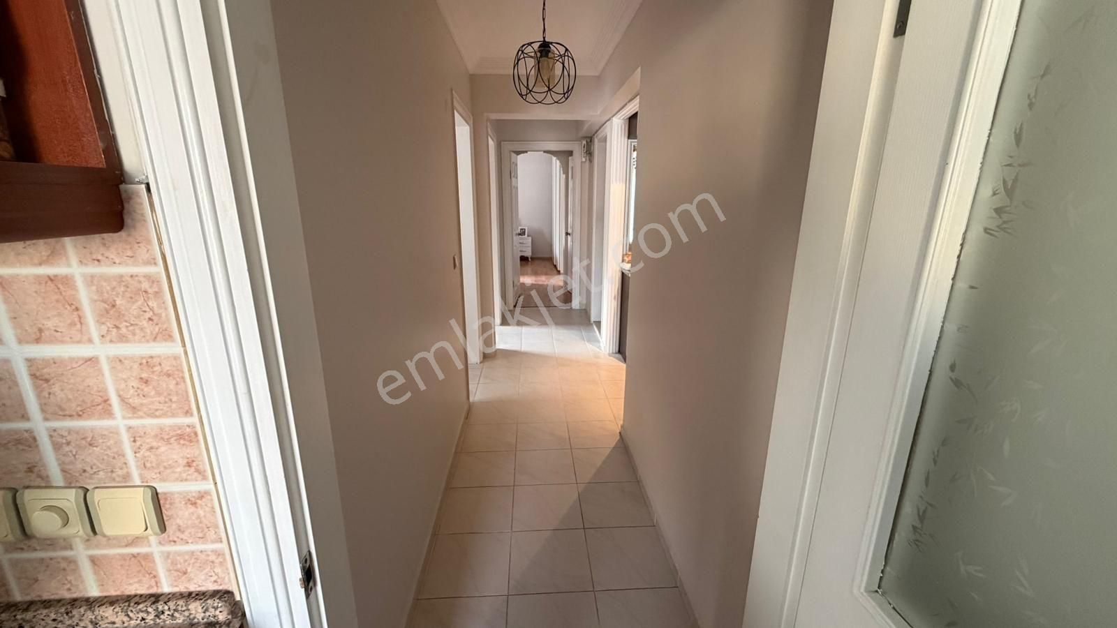 Narlıdere Ilıca Mah. Kenan Beklen Sitesi 3+1 Satılık Daire - Görsel 4