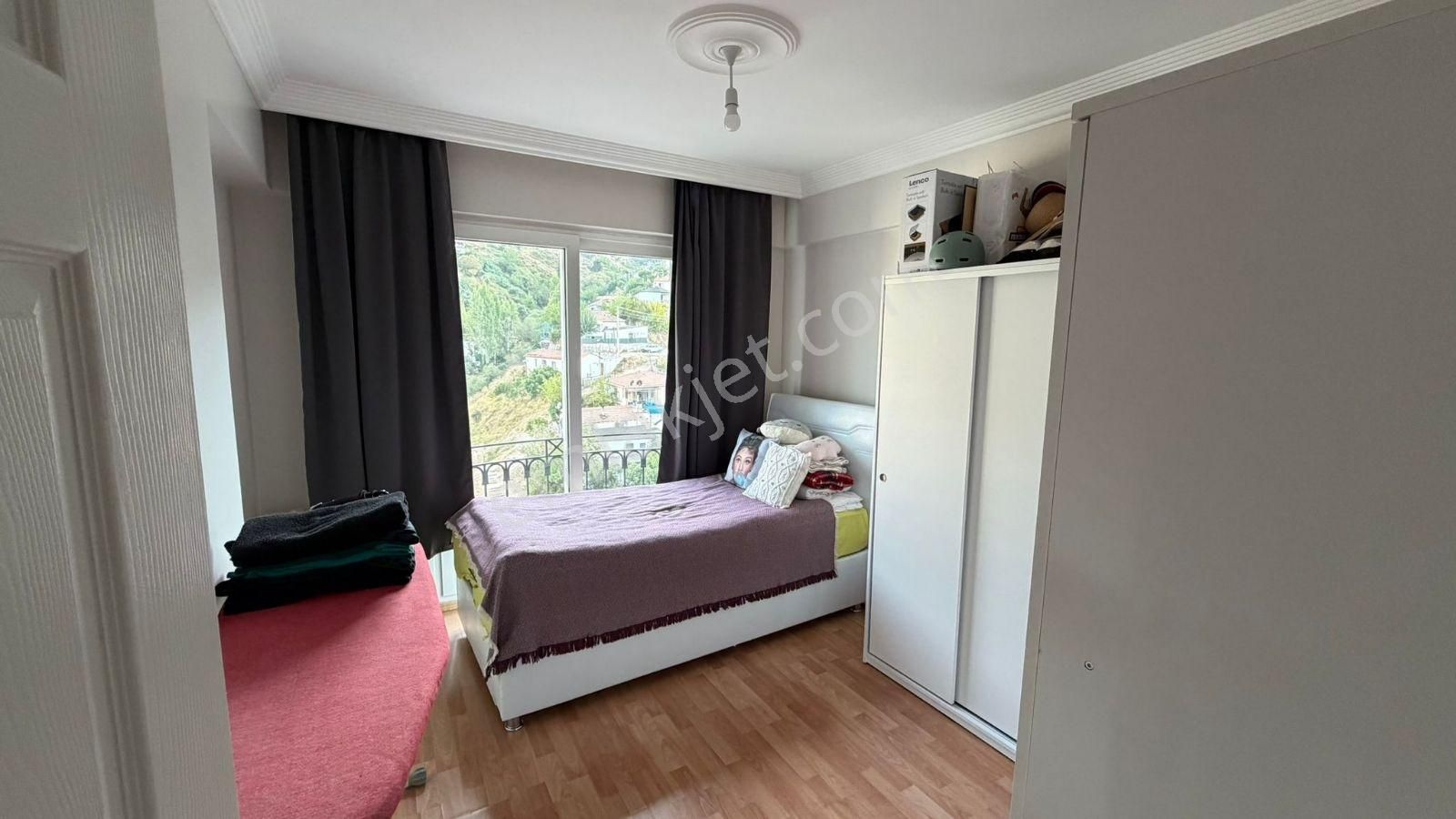 Narlıdere Ilıca Mah. Kenan Beklen Sitesi 3+1 Satılık Daire - Görsel 10