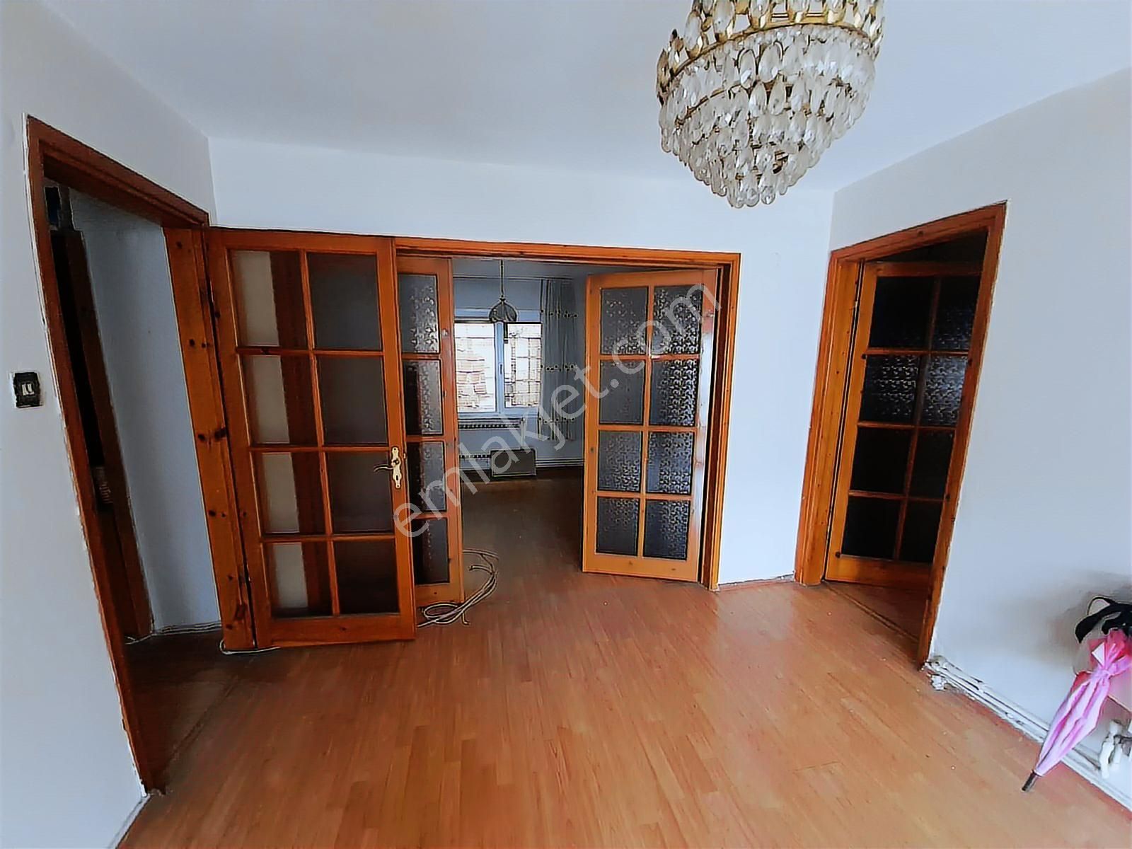 Güzelyalı Merkezi Konumda 3+1 Satılık Daire - Görsel 12