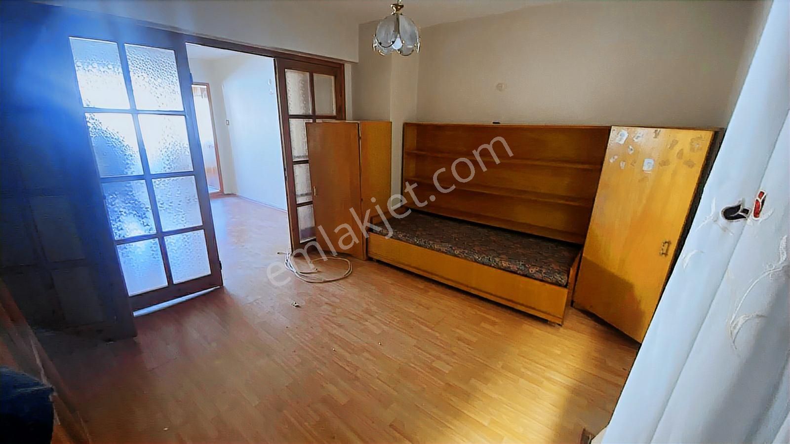 Güzelyalı Merkezi Konumda 3+1 Satılık Daire - Görsel 10