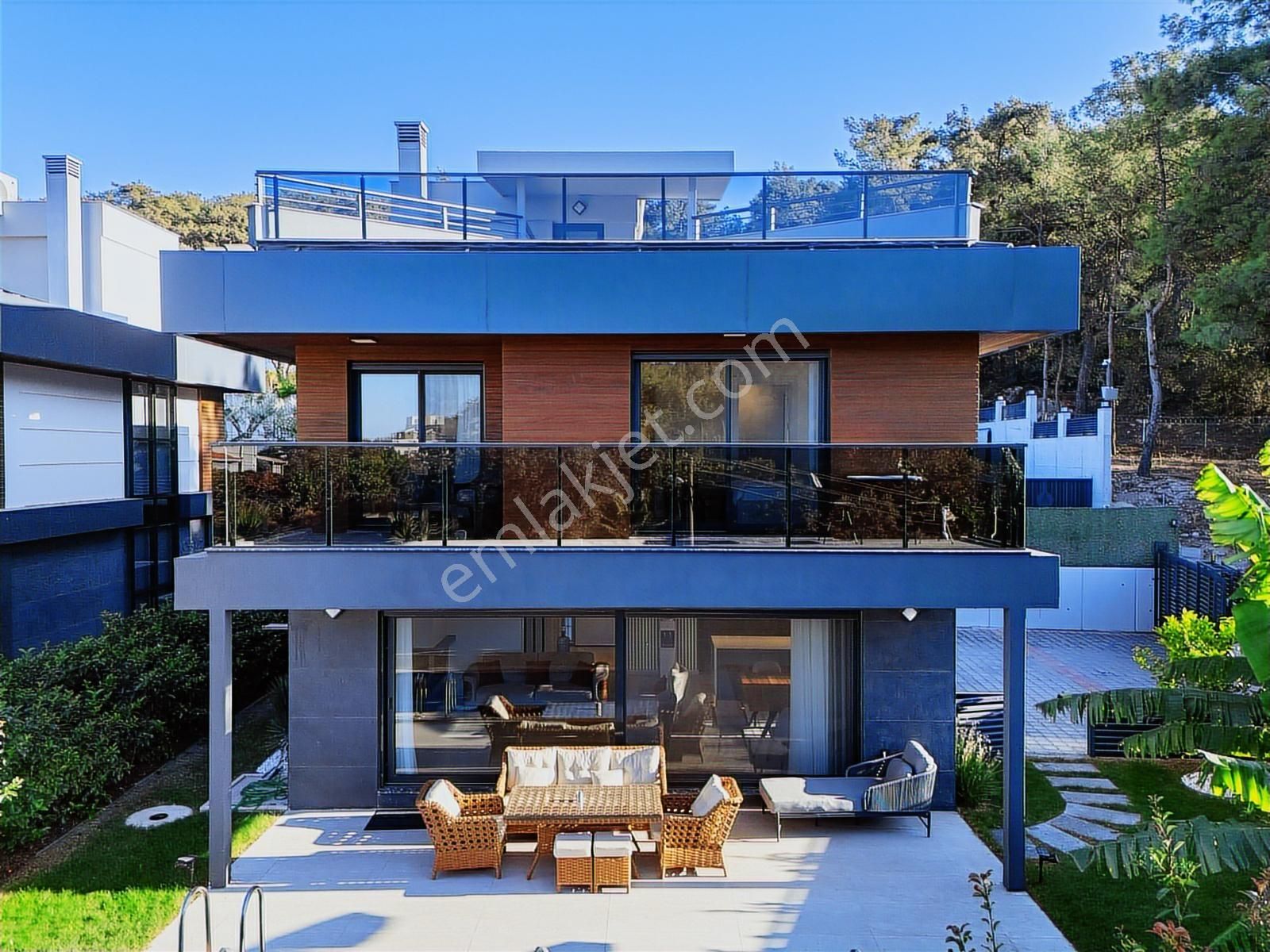 Urla Çeşmealtı Lüx 5+1 Villa - Görsel 14