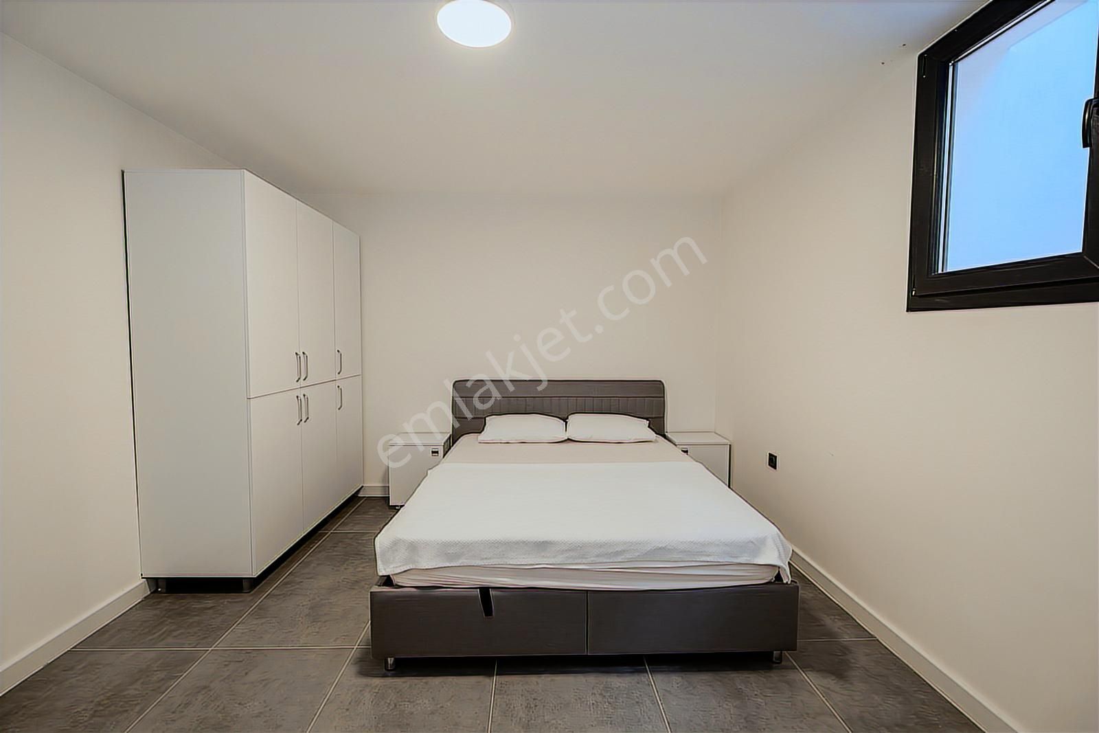 Urla Çeşmealtı Lüx 5+1 Villa - Görsel 17