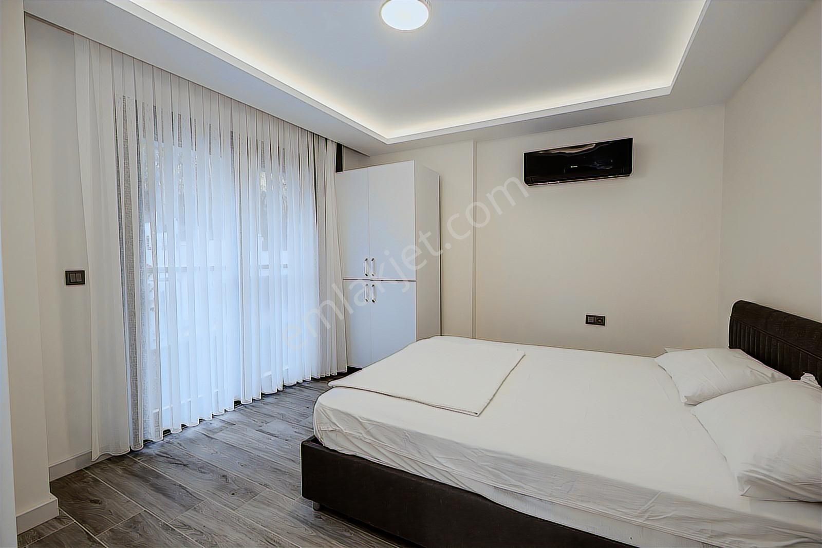 Urla Çeşmealtı Lüx 5+1 Villa - Görsel 28