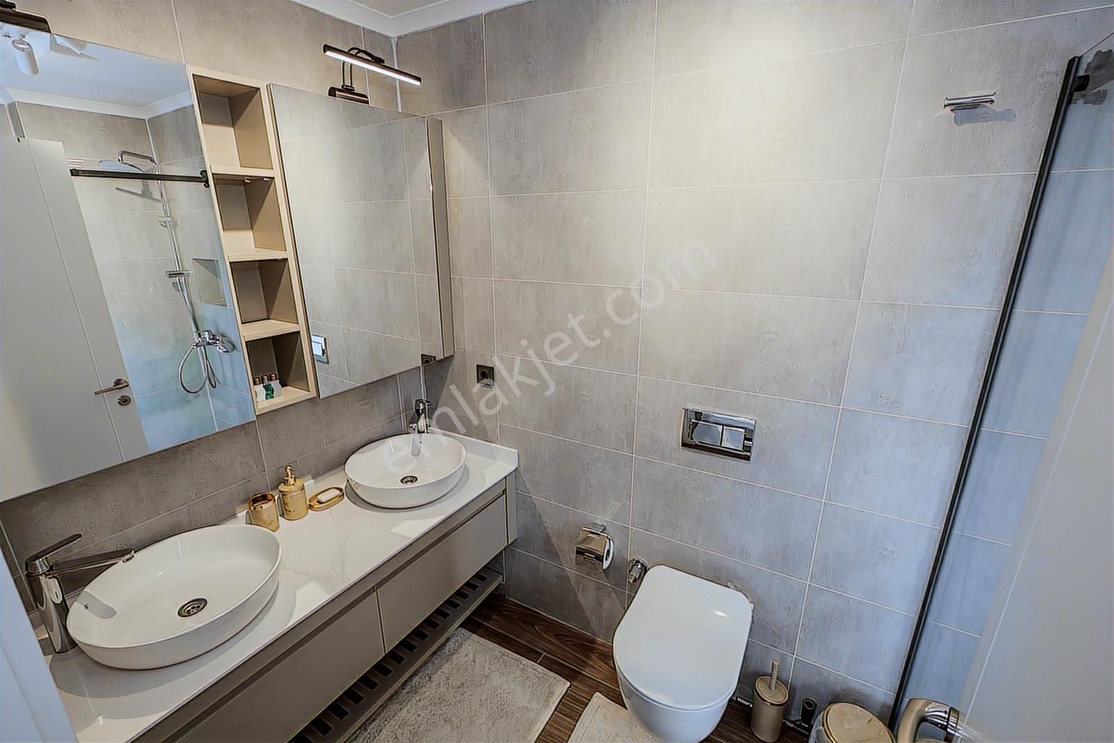 Urla Çeşmealtı Lüx 5+1 Villa - Görsel 27