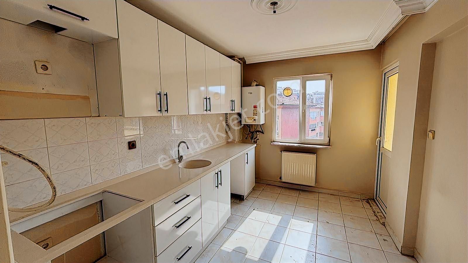 Ata Bulvarına Cephe Arakat Kombili 3+1 Daire - Görsel 2