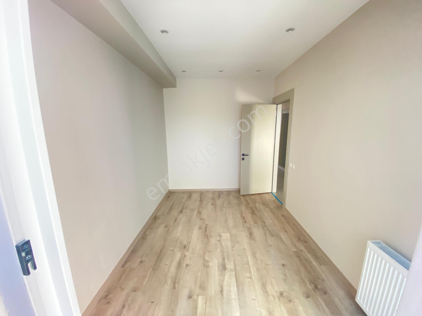 Prestijden Pirireis'te Asansörlü Geniş Oturumlu Sıfır 2+1 Daire - Görsel 12