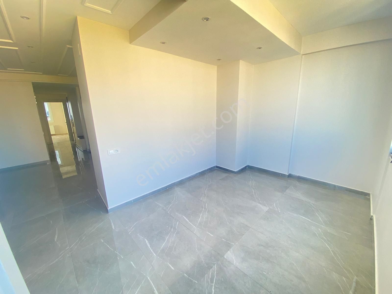 Prestijden Pirireis'te Asansörlü Geniş Oturumlu Sıfır 2+1 Daire - Görsel 11