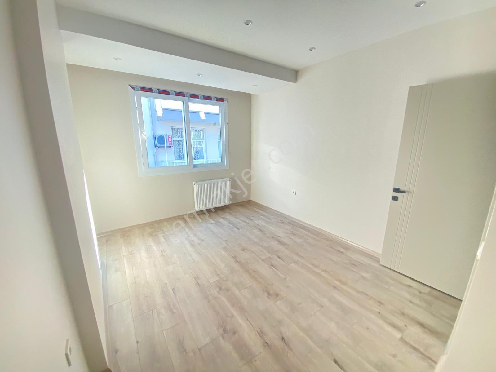 Prestijden Pirireis'te Asansörlü Geniş Oturumlu Sıfır 2+1 Daire - Görsel 6