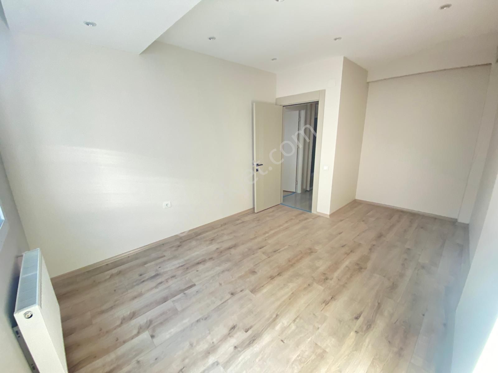 Prestijden Pirireis'te Asansörlü Geniş Oturumlu Sıfır 2+1 Daire - Görsel 10