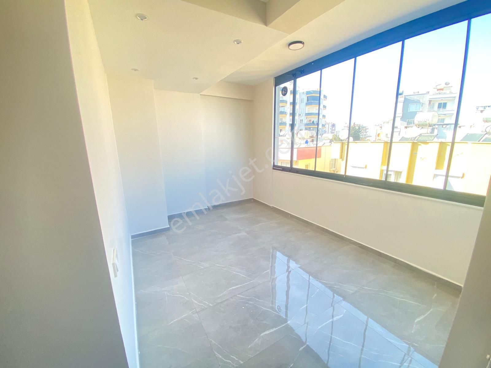 Prestijden Pirireis'te Asansörlü Geniş Oturumlu Sıfır 2+1 Daire - Görsel 14