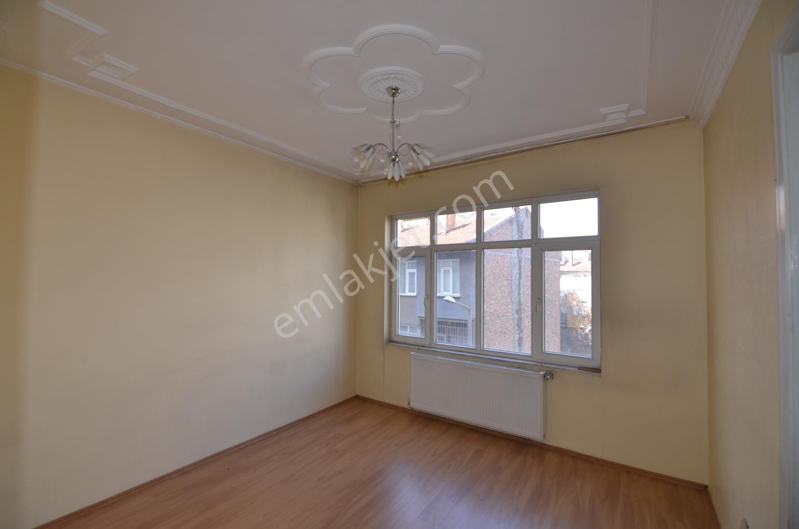 Talha Tozduman'dan Sultan Şah-ankara Cd. Yanı Bakımlı Arakat 3+1 - Görsel 4