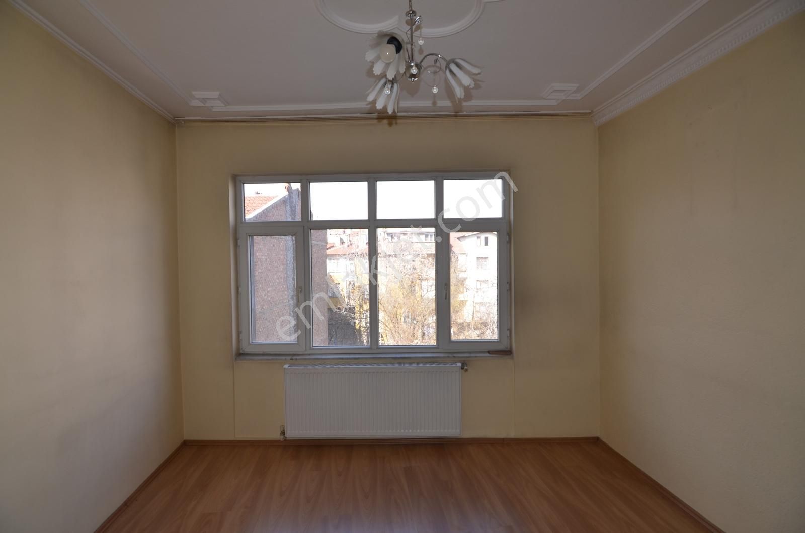 Talha Tozduman'dan Sultan Şah-ankara Cd. Yanı Bakımlı Arakat 3+1 - Görsel 31