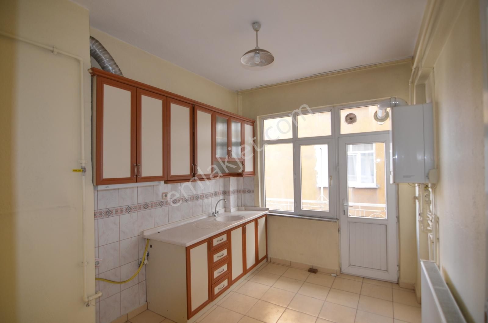 Talha Tozduman'dan Sultan Şah-ankara Cd. Yanı Bakımlı Arakat 3+1 - Görsel 20