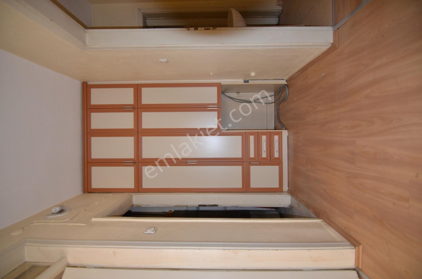 Talha Tozduman'dan Sultan Şah-ankara Cd. Yanı Bakımlı Arakat 3+1 - Görsel 7