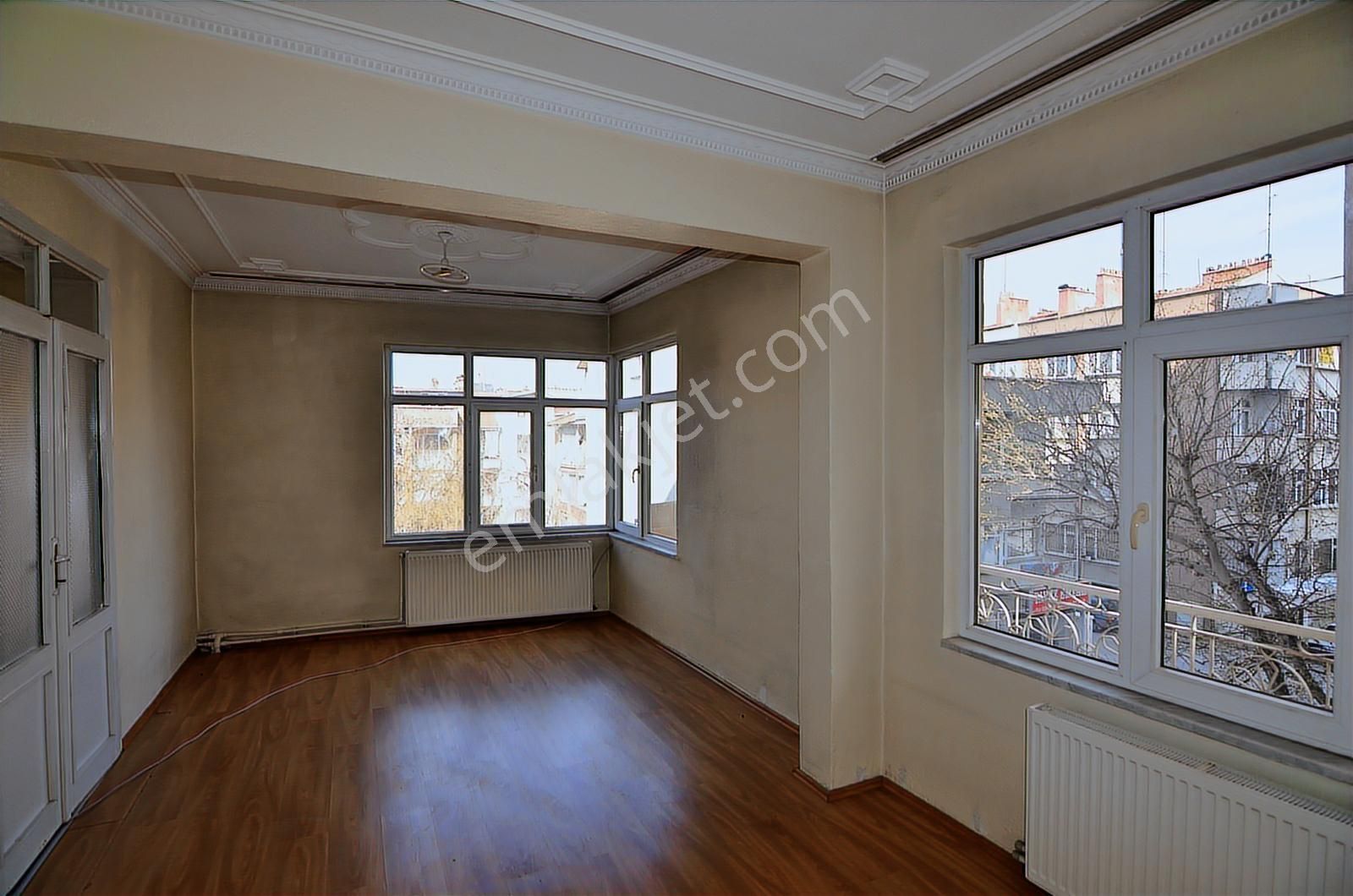 Talha Tozduman'dan Sultan Şah-ankara Cd. Yanı Bakımlı Arakat 3+1 - Görsel 24