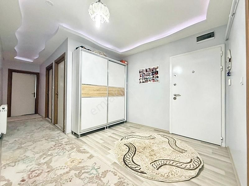 Yenikent Emlak İskanlı/katılım Evine Uygun Çok Geniş Öncephe 3+1 - Görsel 33