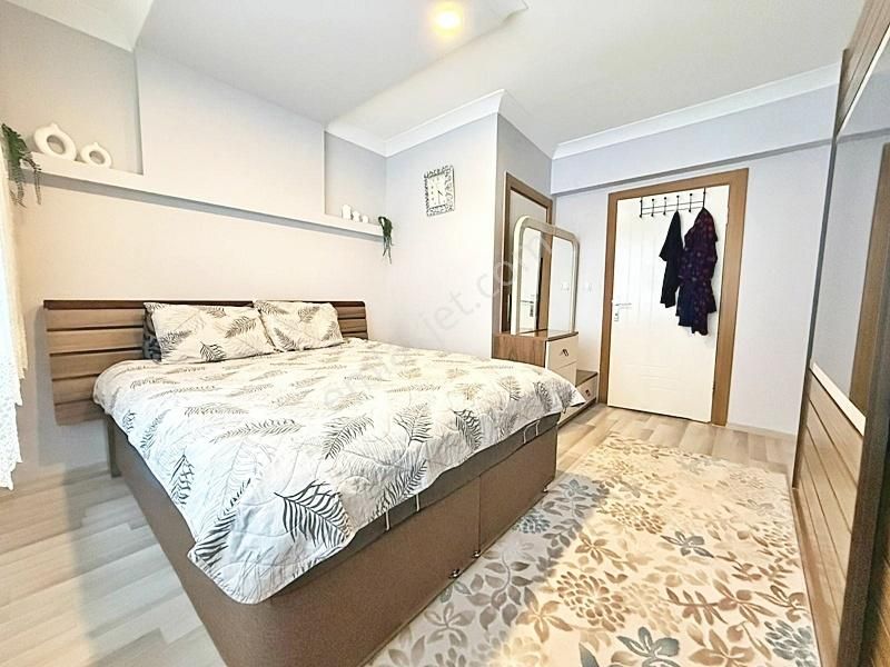 Yenikent Emlak İskanlı/katılım Evine Uygun Çok Geniş Öncephe 3+1 - Görsel 15