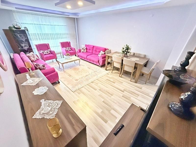 Yenikent Emlak İskanlı/katılım Evine Uygun Çok Geniş Öncephe 3+1 - Görsel 35