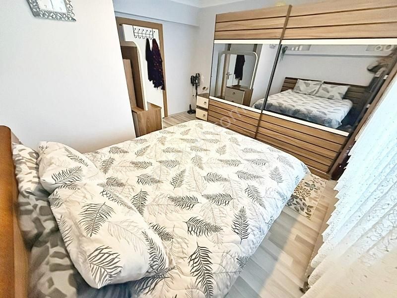 Yenikent Emlak İskanlı/katılım Evine Uygun Çok Geniş Öncephe 3+1 - Görsel 12