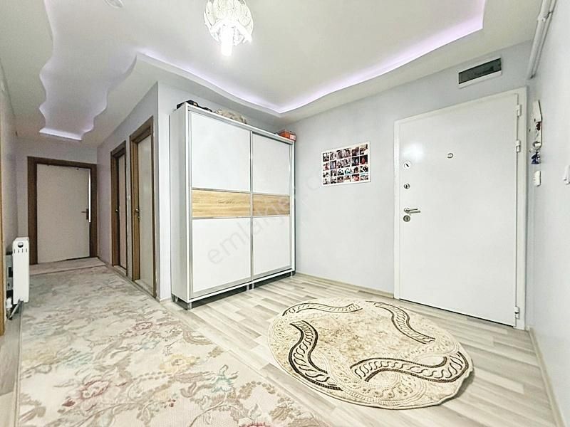 Yenikent Emlak İskanlı/katılım Evine Uygun Çok Geniş Öncephe 3+1 - Görsel 20