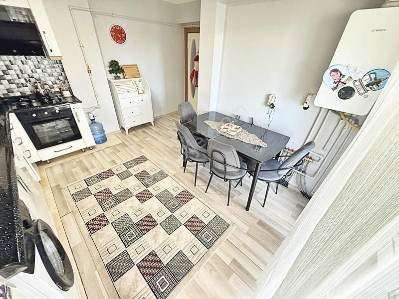 Yenikent Emlak İskanlı/katılım Evine Uygun Çok Geniş Öncephe 3+1 - Görsel 13