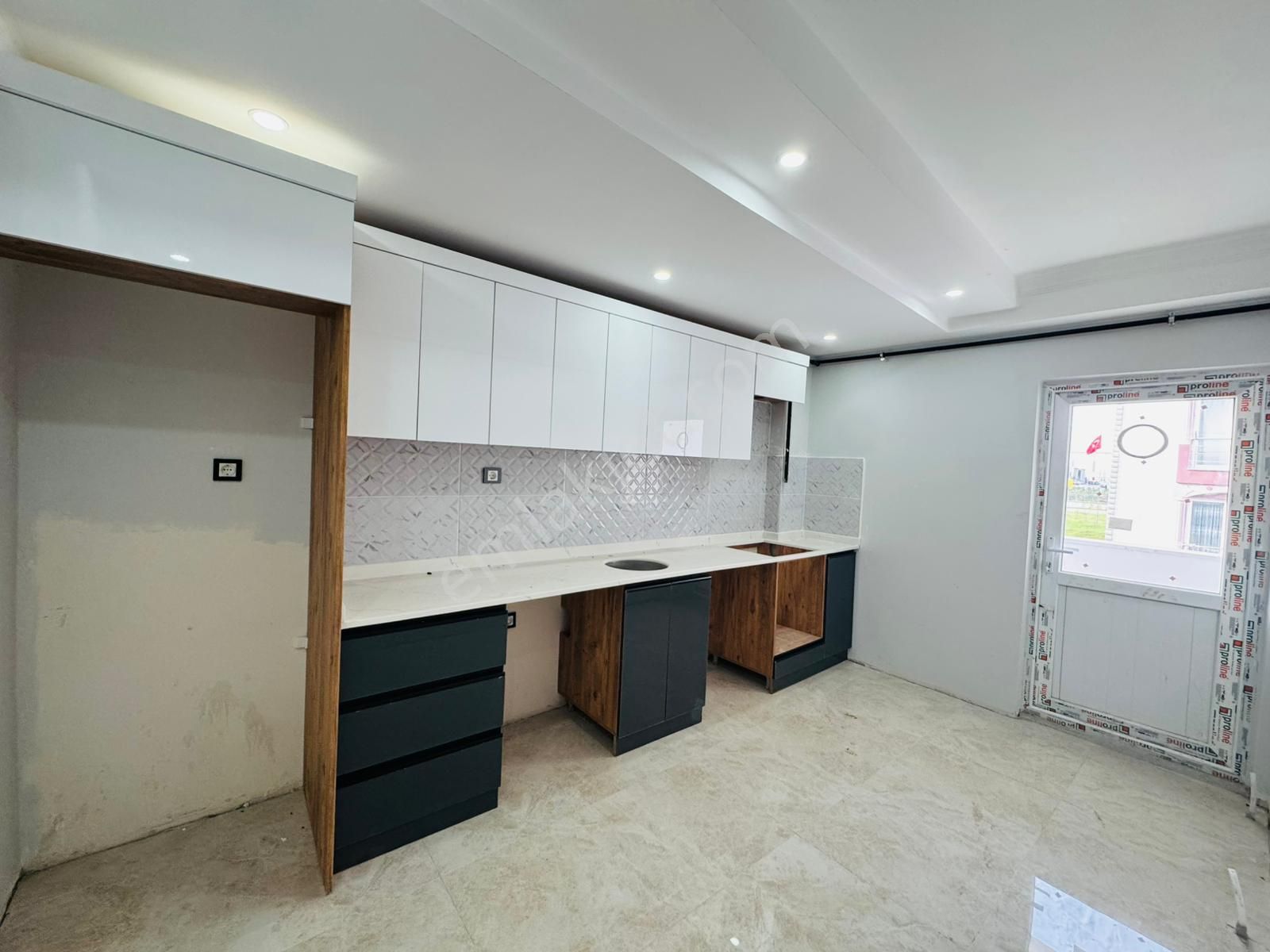 Çerkezköy_yıldırım Beyazıt Mah2de_iskanlı_kapalı Otoparklı Sıfır 2+1 - Görsel 5