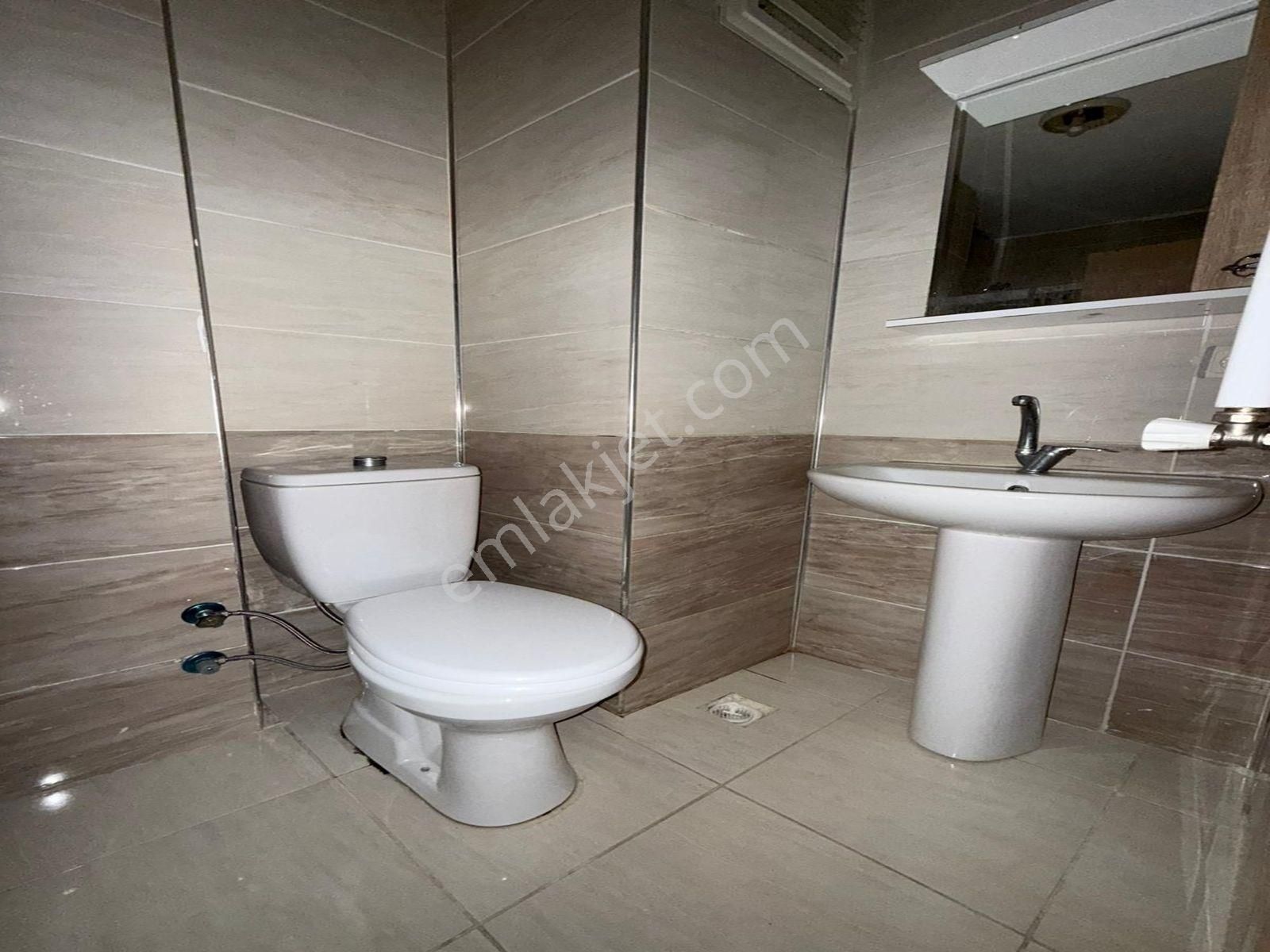 Senyurt Selahattin Eyyubi Mahallesi Kiralık 2+1 Yüksek Giriş - Görsel 9