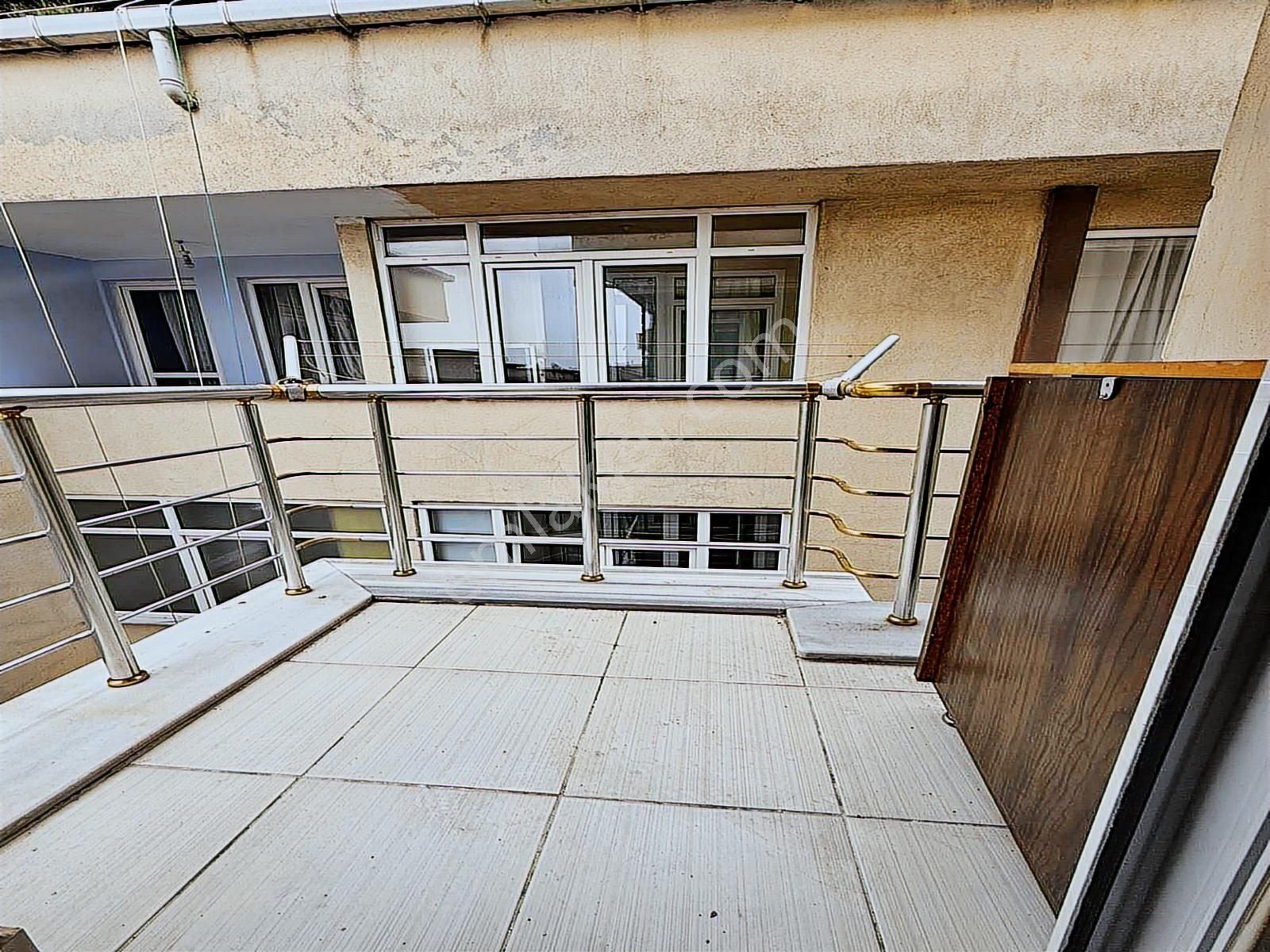 Mehterçeşme Merkezde 260m² 4+2 Balkonlu Teraslı Fırsat Dubleks - Görsel 18