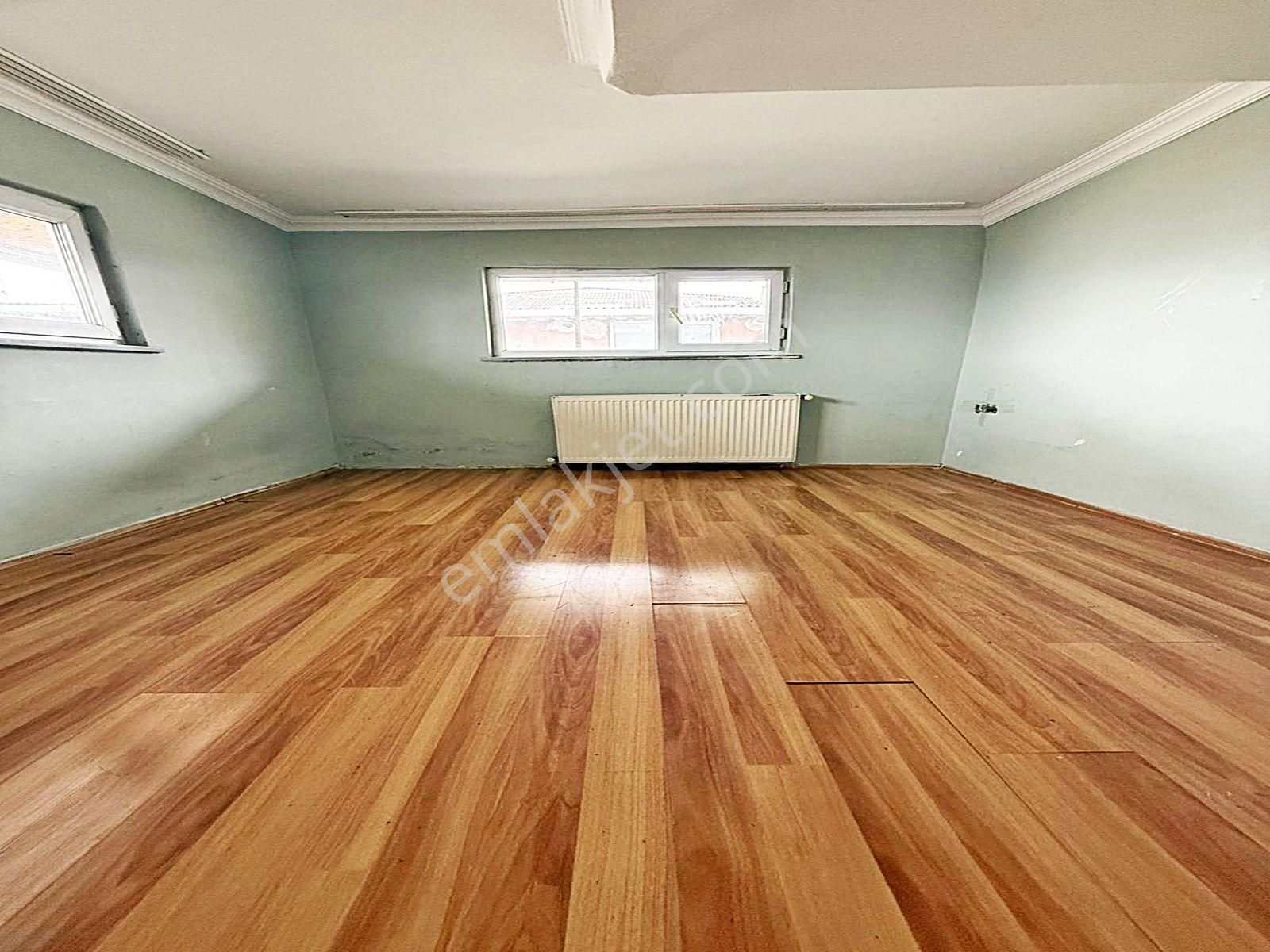 Mehterçeşme Merkezde 260m² 4+2 Balkonlu Teraslı Fırsat Dubleks - Görsel 13