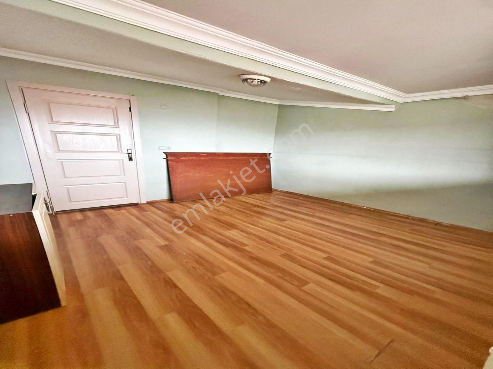 Mehterçeşme Merkezde 260m² 4+2 Balkonlu Teraslı Fırsat Dubleks - Görsel 14