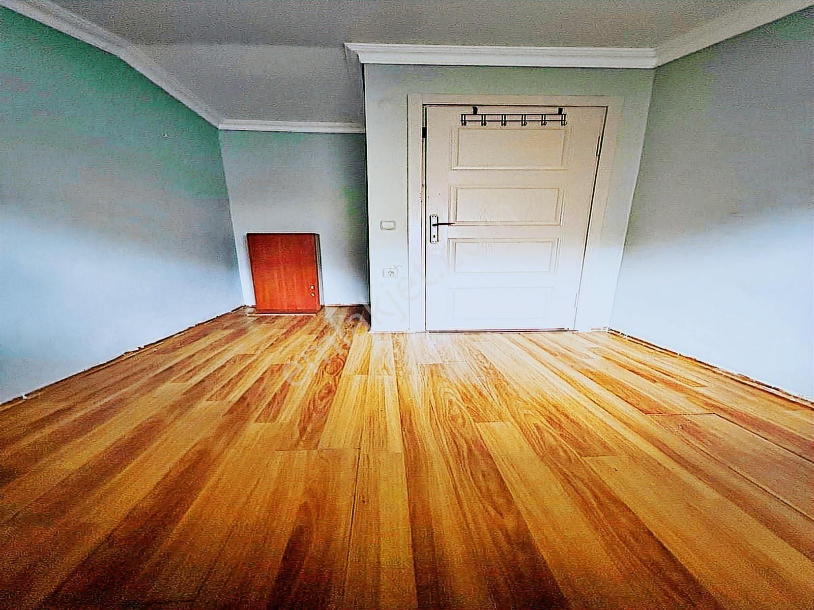 Mehterçeşme Merkezde 260m² 4+2 Balkonlu Teraslı Fırsat Dubleks - Görsel 20