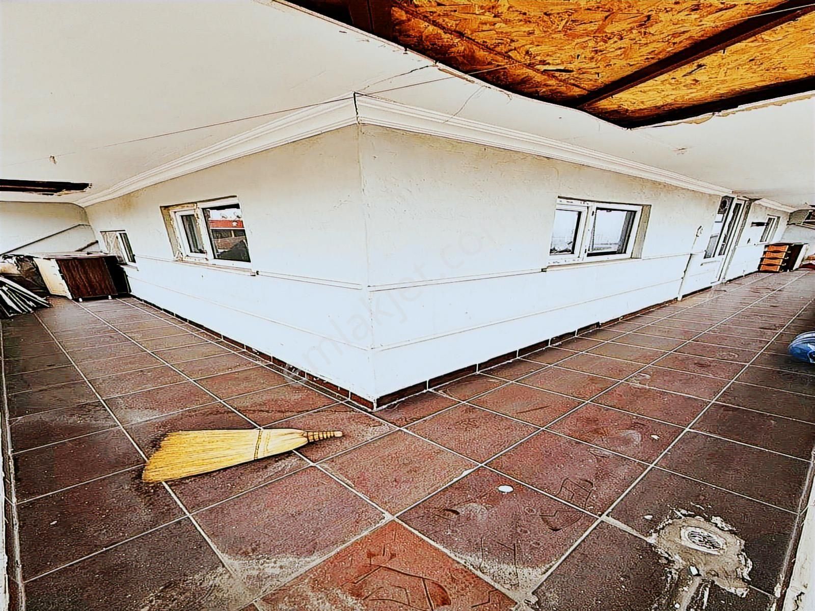 Mehterçeşme Merkezde 260m² 4+2 Balkonlu Teraslı Fırsat Dubleks - Görsel 30